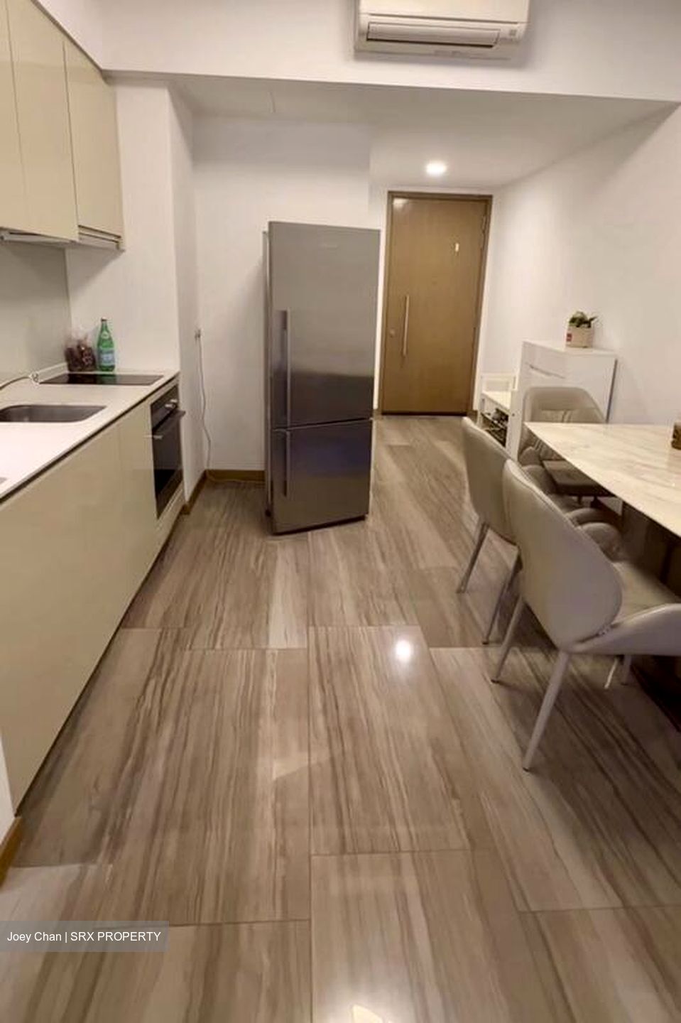 Lakeville (D22), Condominium #516999641
